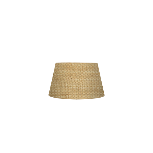 Pantalla Salma fabricada en Textil color Natural, ideal para lámparas de hogar