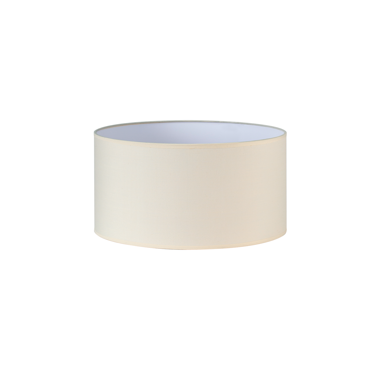 Pantalla Dori fabricada en textil popelín, color beige, ideal para lámpara