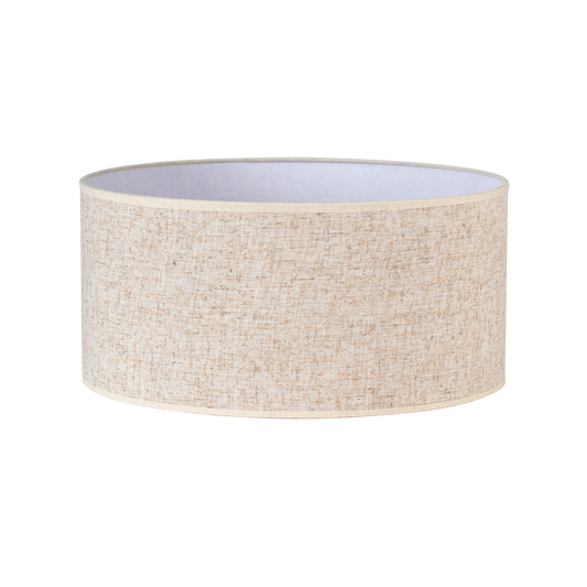 Pantalla Happy fabricada en lino color beige, ideal para lámparas de interior