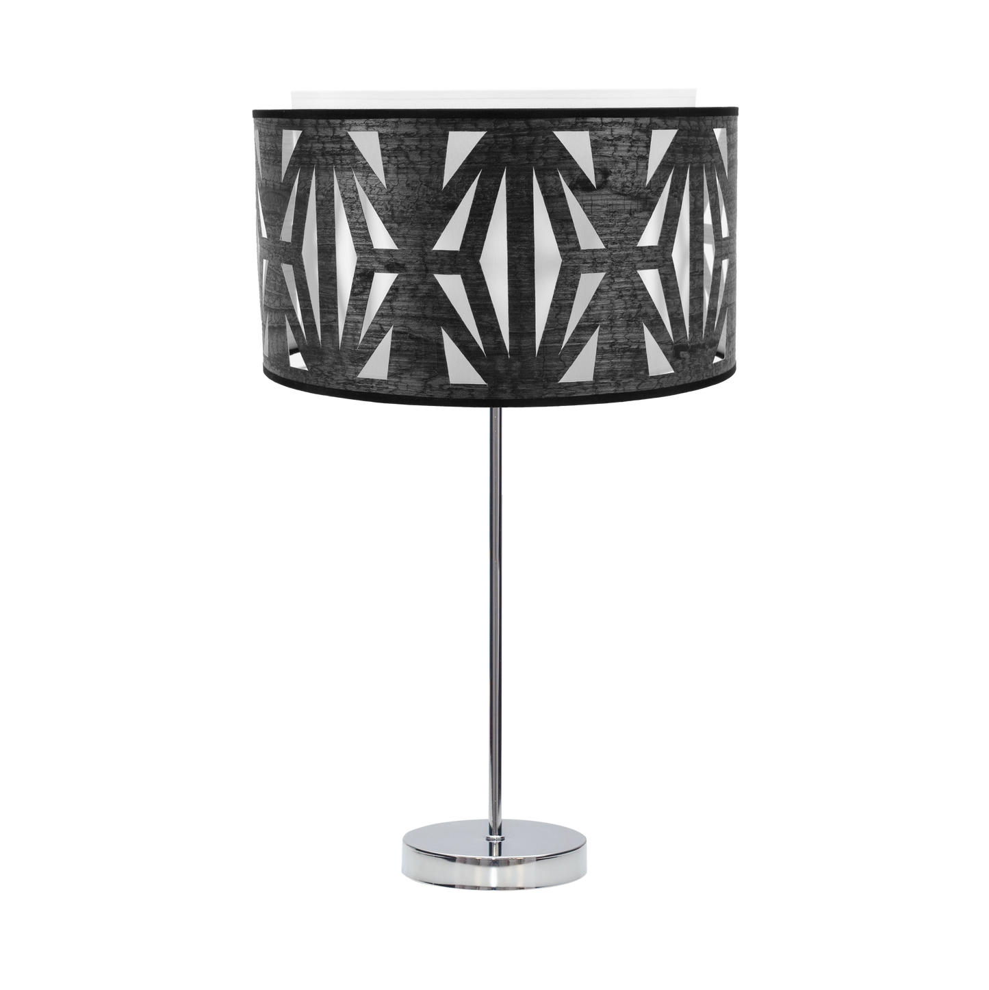 Lámpara Katerina fabricada en metal y textil color cromo y madera negra, ideal para iluminar tu salón