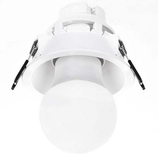 Aro Empotrable ONIRO Redondo 8,5 cm Blanco Policarbonato Interlusa instalada en ambiente decorativo de salón o dormitorio | Interlusa