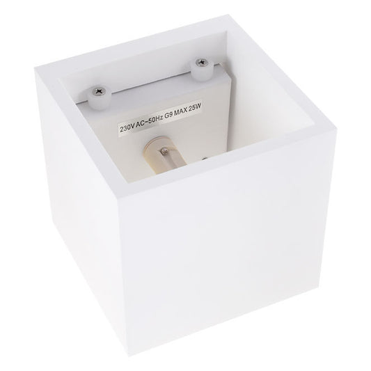 Aplique LUMIT EDA fabricado en yeso blanco, color blanco. Ideal para pintar
