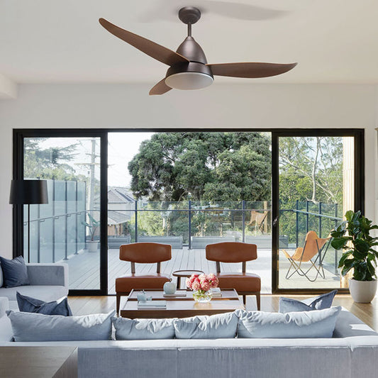 Detalles del Ventilador de Techo LUMIT MARINO Blanco (Ref. 200594801B) de Interlusa: 3 aspas, 122cm, luz LED integrada 16W 4000K, mando a distancia, modos verano/invierno, temporizador. Colección MARINO. Luzgurú.