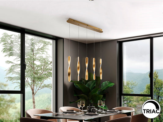 Lámpara Colgante Twist 5 Luces Oro Cepillado Schuller en ambiente decorado | Schuller