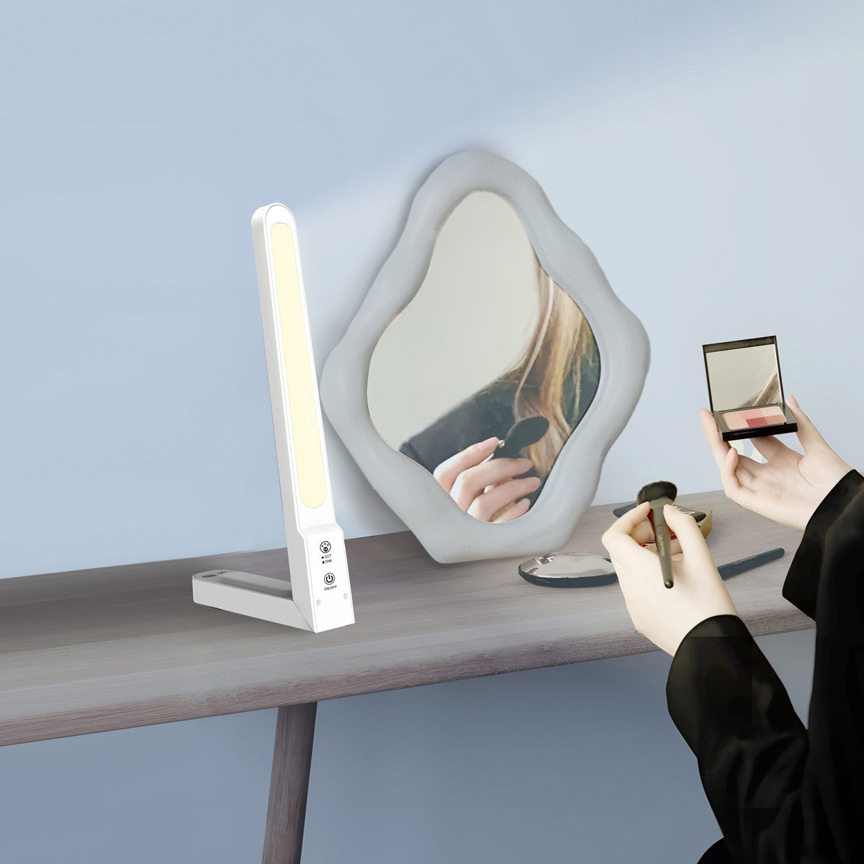 Flexo LED Rex en modo linterna portátil - Vista lateral blanca/plata