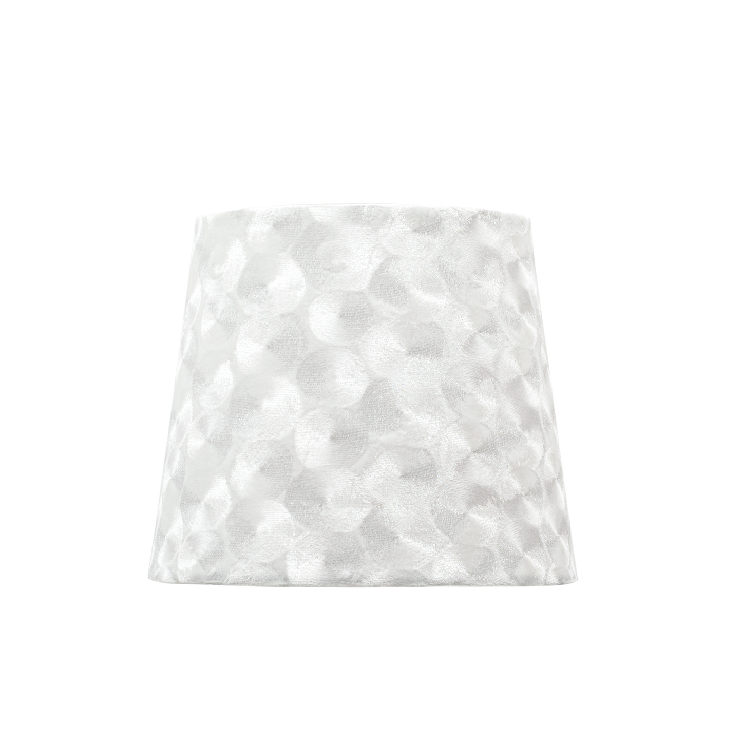 Pantalla Fátima fabricada en Textil color Blanco Nacar, ideal para luz suave