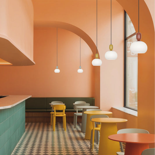 Colgante Mint Terracota instalado en ambiente de comedor - Vista decorativa