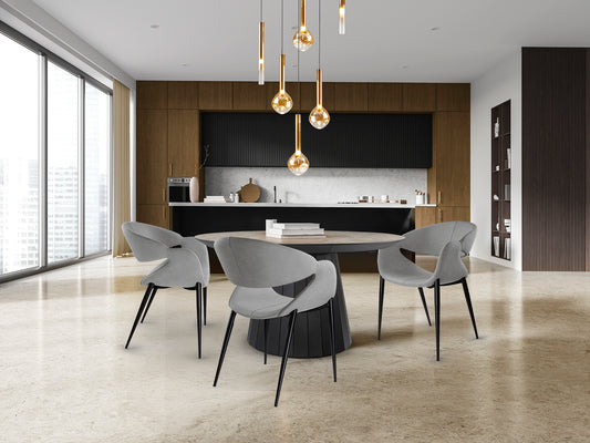 Sillón Giro Gris Claro con Patas Negras Mate Schuller en ambiente decorado | Schuller