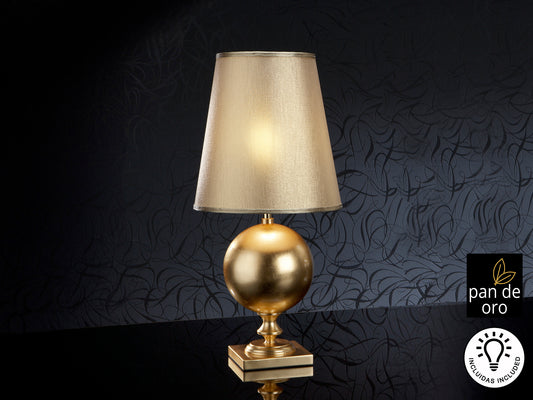 Lámpara de Sobremesa Terra 60 cm Pan de Oro Schuller en ambiente decorado | Schuller