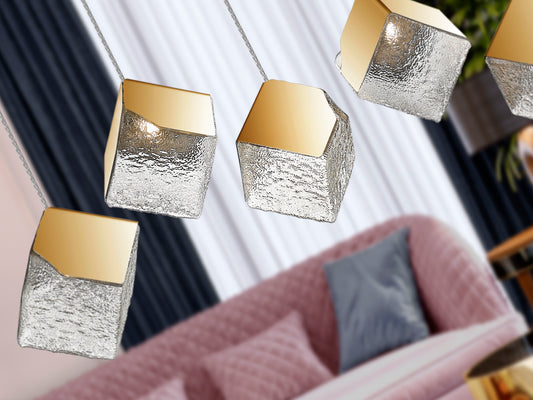 Lámpara Colgante Priscila 5 Luces Oro Cristal Schuller en ambiente decorado | Schuller