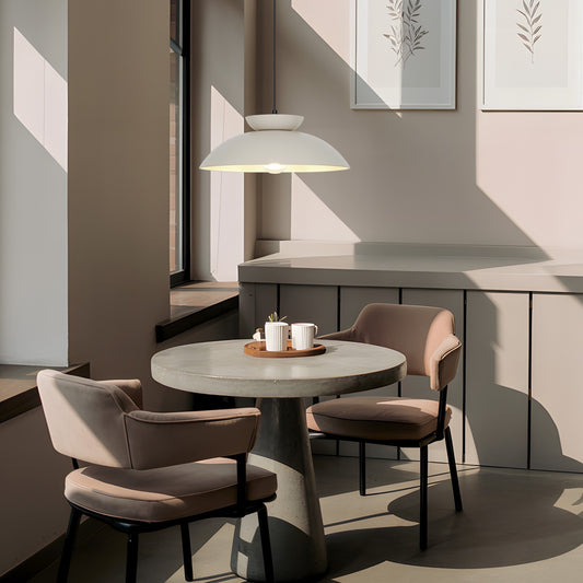 Colgante IDEA Beige instalado en ambiente salón - Vista decorativa