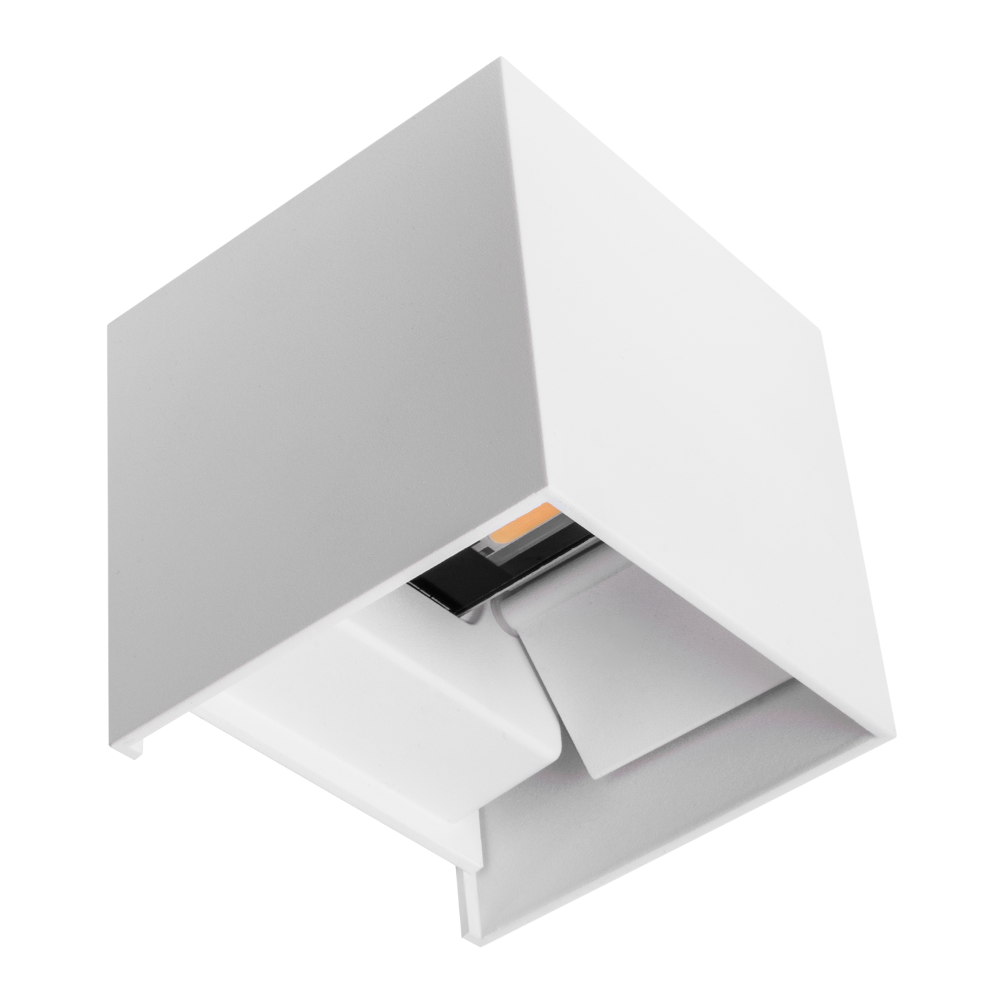 Aplique Segmento fabricado en aluminio color blanco, ideal para exteriores