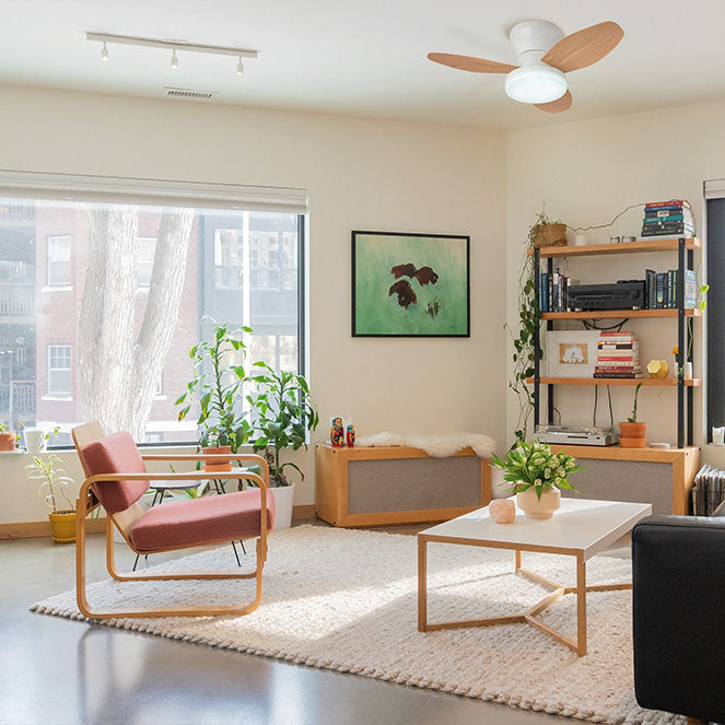 Detalles del Ventilador de Techo BELAIR Tauro Mini B-2541 (Interlusa): 70cm, Blanco/Haya, 3 Aspas, Luz LED 48W (3000-6000K), Motor DC silencioso, mando a distancia, modos verano/invierno. Luzgurú.