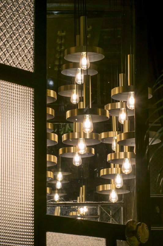 Luminaria colgante WHIZZ 7L oro satinado y negro de FARO, diseño moderno en acero para interior LED, ambiente hogareño suspensión Colección 2016