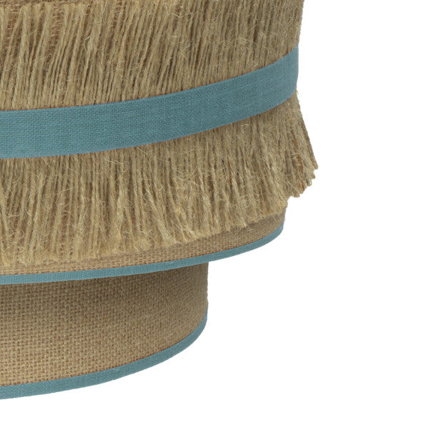 Aplique de pared Natalia Saco-Turquesa de Abrila, lámpara rústica vintage de metal y textil en turquesa, 17x30x15 cm, iluminación interior doméstica para decoración acogedora