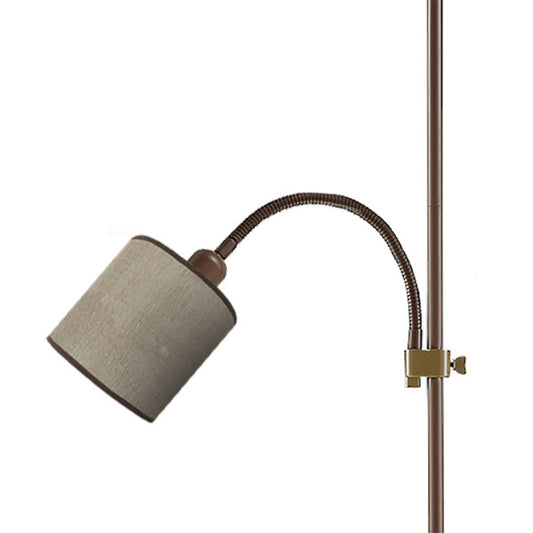 Lámpara de pie salón Armonia en marrón con lector integrado, diseño moderno rústico de metal y textil por Abrila, iluminación interior doméstica para decoración acogedora, modelo 188742002