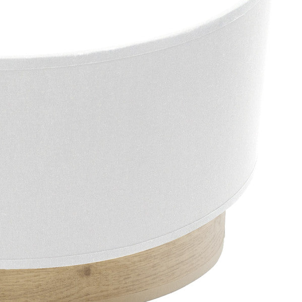 Aplique de pared Tatiana en blanco y madera clara, modelo moderno y vintage de Abrila, dimensiones 17x30x15 cm, iluminación interior doméstica con materiales de metal y textil, ideal para decoración de hogar.