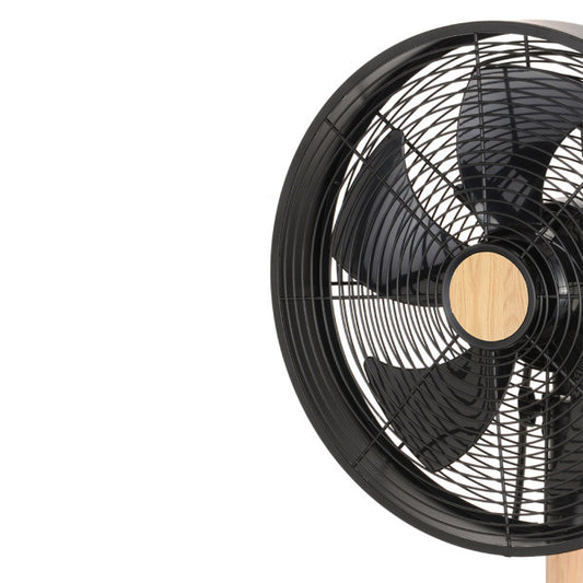 Pantalla muy clara del ventilador de sobremesa Falcon en color negro/haya de Abrila modelo AI2. Tres opciones de velocidad, oscilante y rotatorio de 45W, perfecto para interiores domésticos.