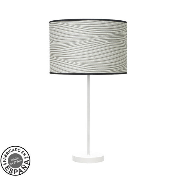 Lámpara de sobremesa Alto Moda en blanco y surco gris de Abrila, diseño moderno de metal y textil para decoración interior e iluminación doméstica, modelo 212471041