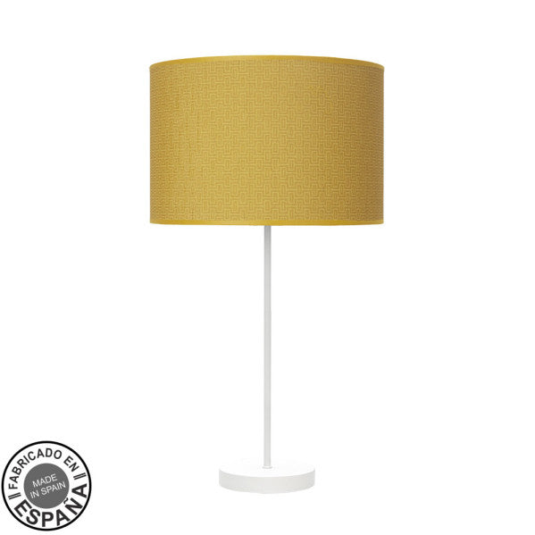 Lámpara de sobremesa Alto Moda en blanco y amarillo de Abrila, diseño moderno con metal y textil, casquillo E27, fabricada en España para decoración interior doméstica.