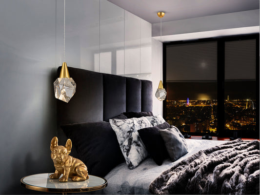 Lámpara colgante Aquaria oro mate para comedor o salón, diseño moderno con cristal y LED regulable en altura. Producto de Schuller (157025).