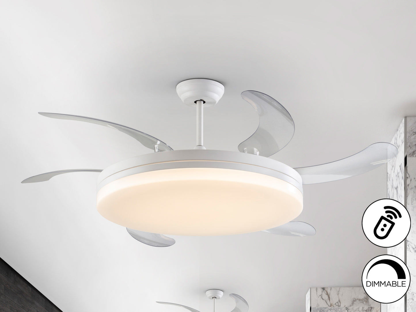 Ventilador de techo Vento Maxi D80 blanco con aspas retráctiles, luz LED dimable y motor DC de Schuller para un ambiente moderno y con CCT regulable.