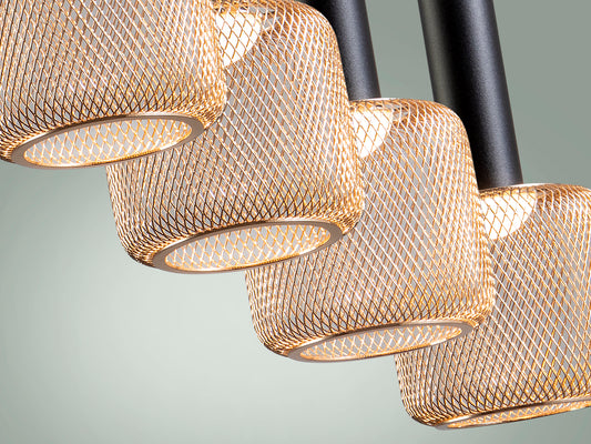 ```
Lámpara de techo Sincro negra y dorada de Schuller (175395) con 4 luces LED dimmables, ideal para salón comedor. Diseño moderno en metal y acrílico.
```