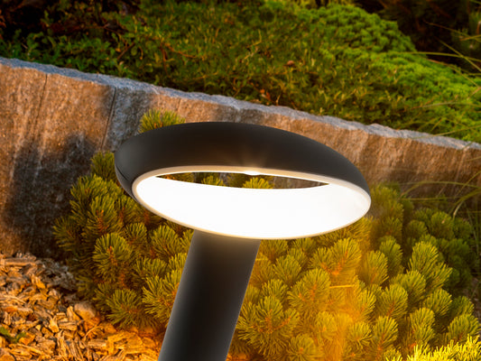 Baliza exterior VILO gris oscuro LED para jardín de aluminio moderno IP65 de Schuller, ideal para iluminar caminos.