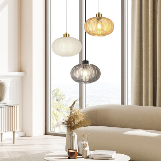 Colgante NAWA negro fume instalado en comedor moderno - Ambiente