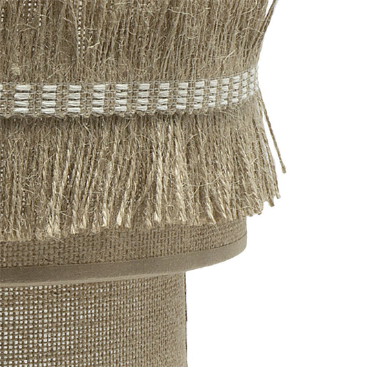 Aplique de pared fabricado en metal color saco con pantalla textil de dos cuerpos y doble pasamanería de flecos