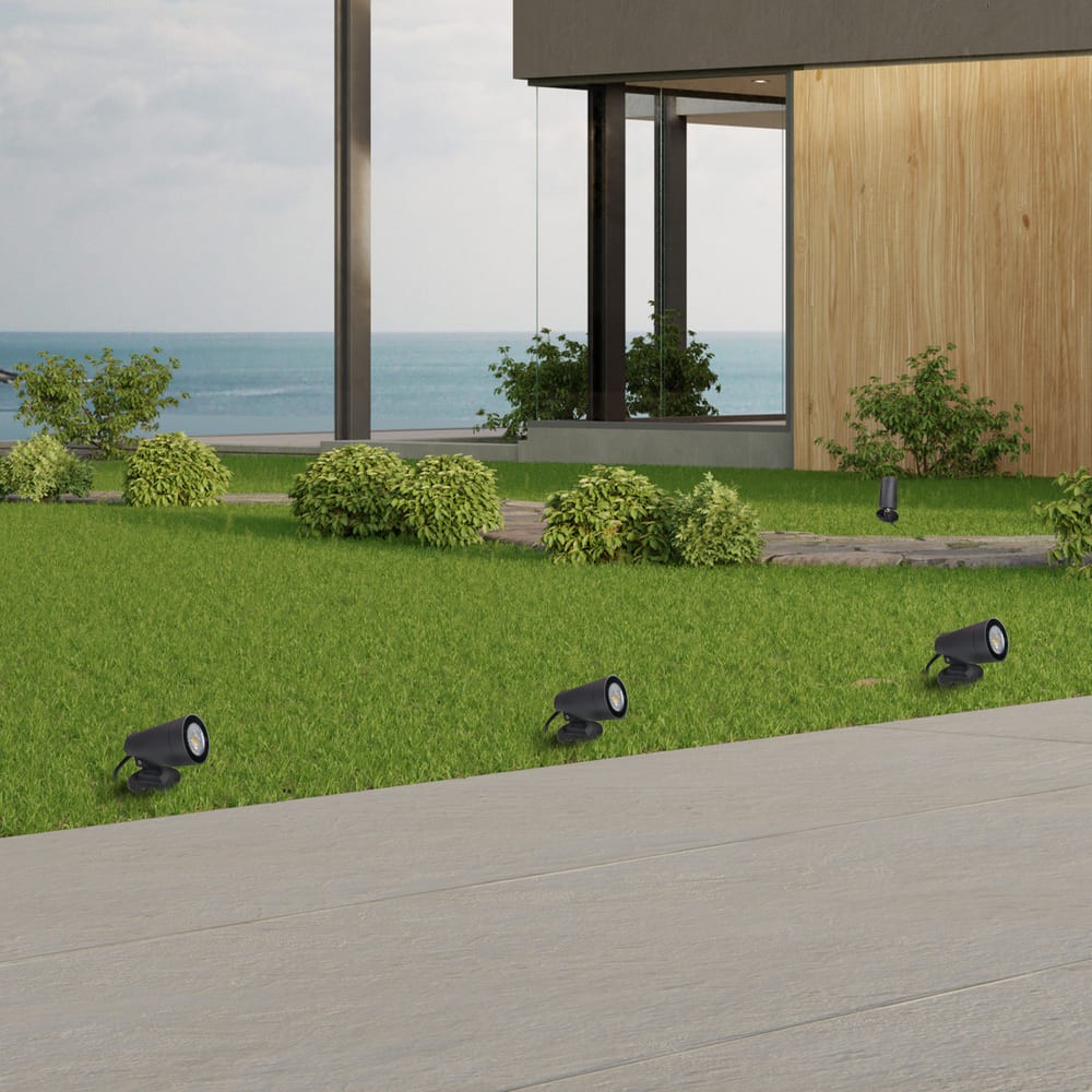 Iluminación exterior moderna ideal para iluminar tu jardín