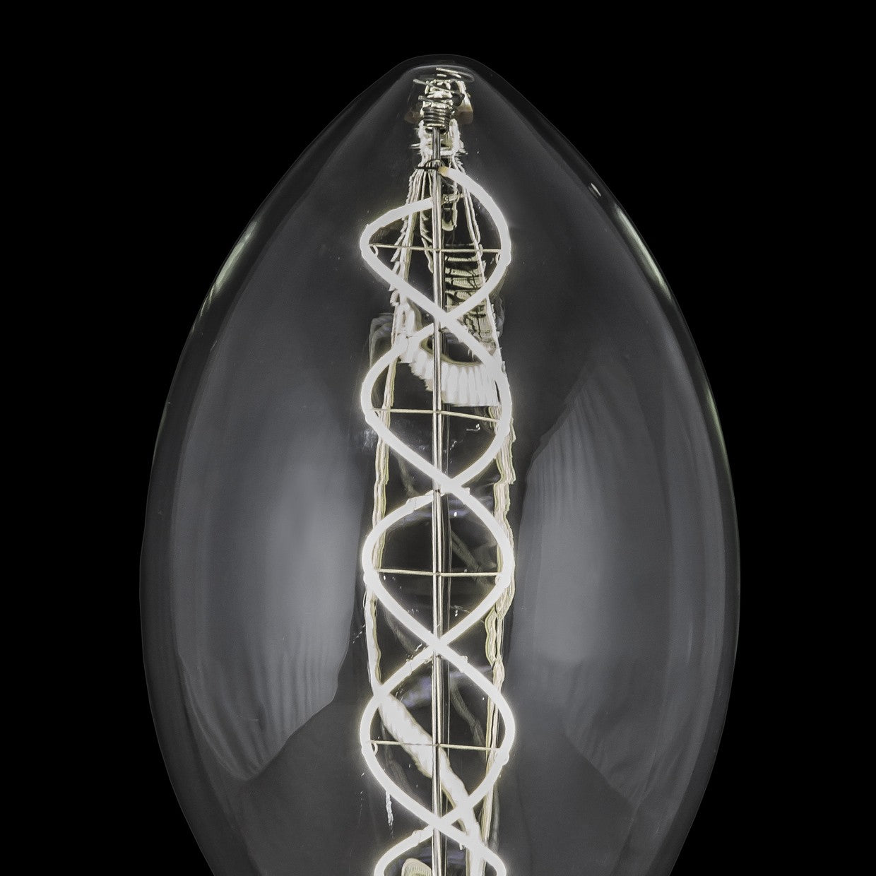 Descubre las dimensiones de la Bombilla LED Dison XL 8W AJP/Alemar (Ref: FS0057) de LuzGuru. Ilumina tu hogar con estilo.