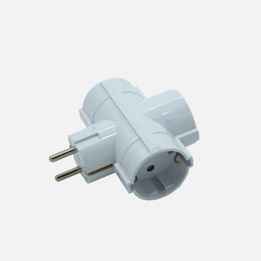 Adaptador Eléctrico Retráctil 3 Tomas Blanco Fabrilamp instalada en ambiente decorativo de salón o dormitorio | Fabrilamp / Abrila