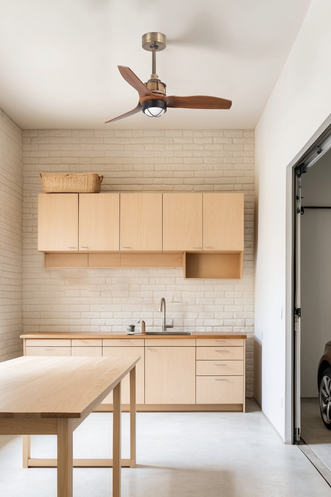 Ventilador de techo LED oro viejo FARO JUST FAN S ref. 33428-10, diseño moderno silencioso con iluminación regulable y ventilación eficiente