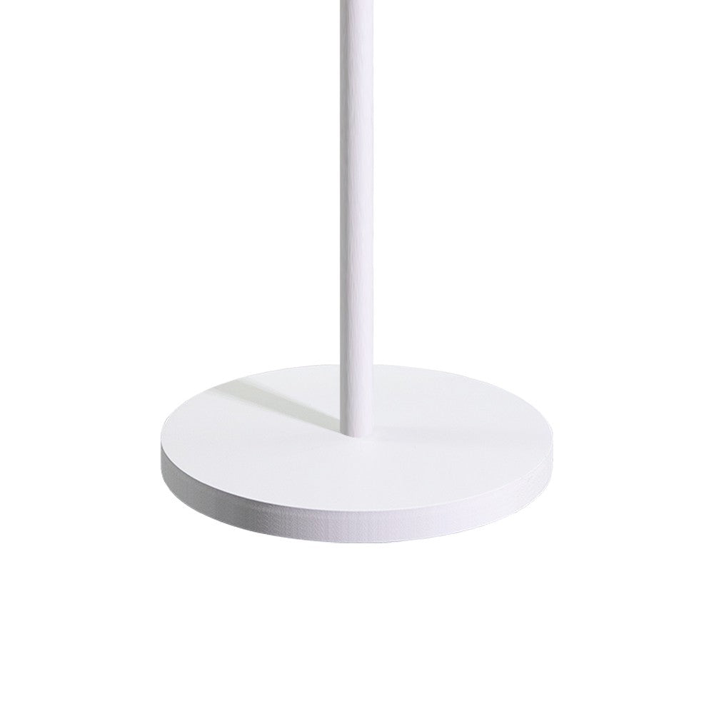 Iluminación moderna y funcional ideal para el salón o zona de lectura