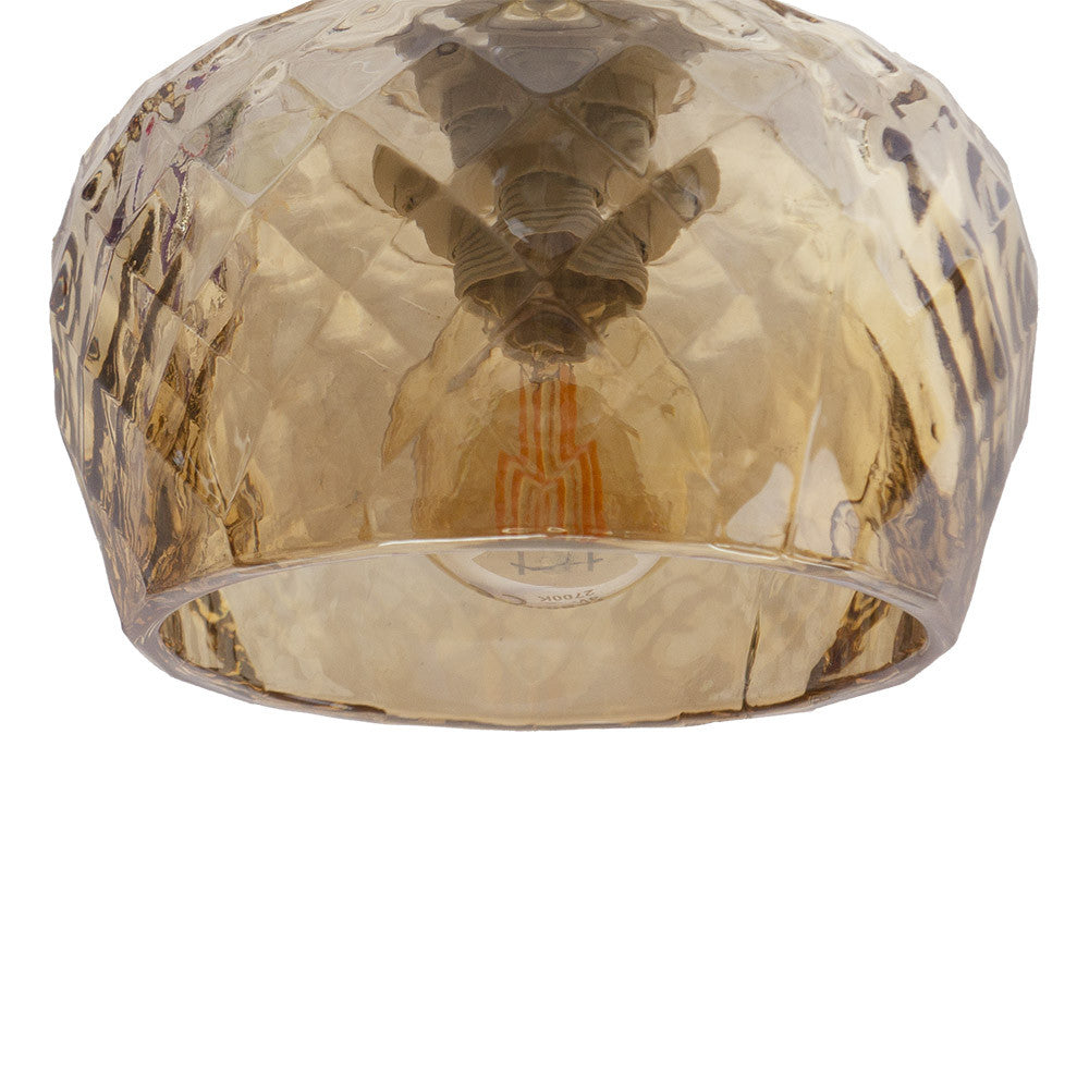 Lámpara Estela fabricada en metal color cuero con tulipas de cristal ámbar tallado