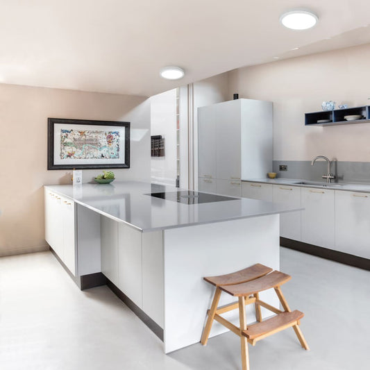 Plafón KNOW fabricado en aluminio color blanco