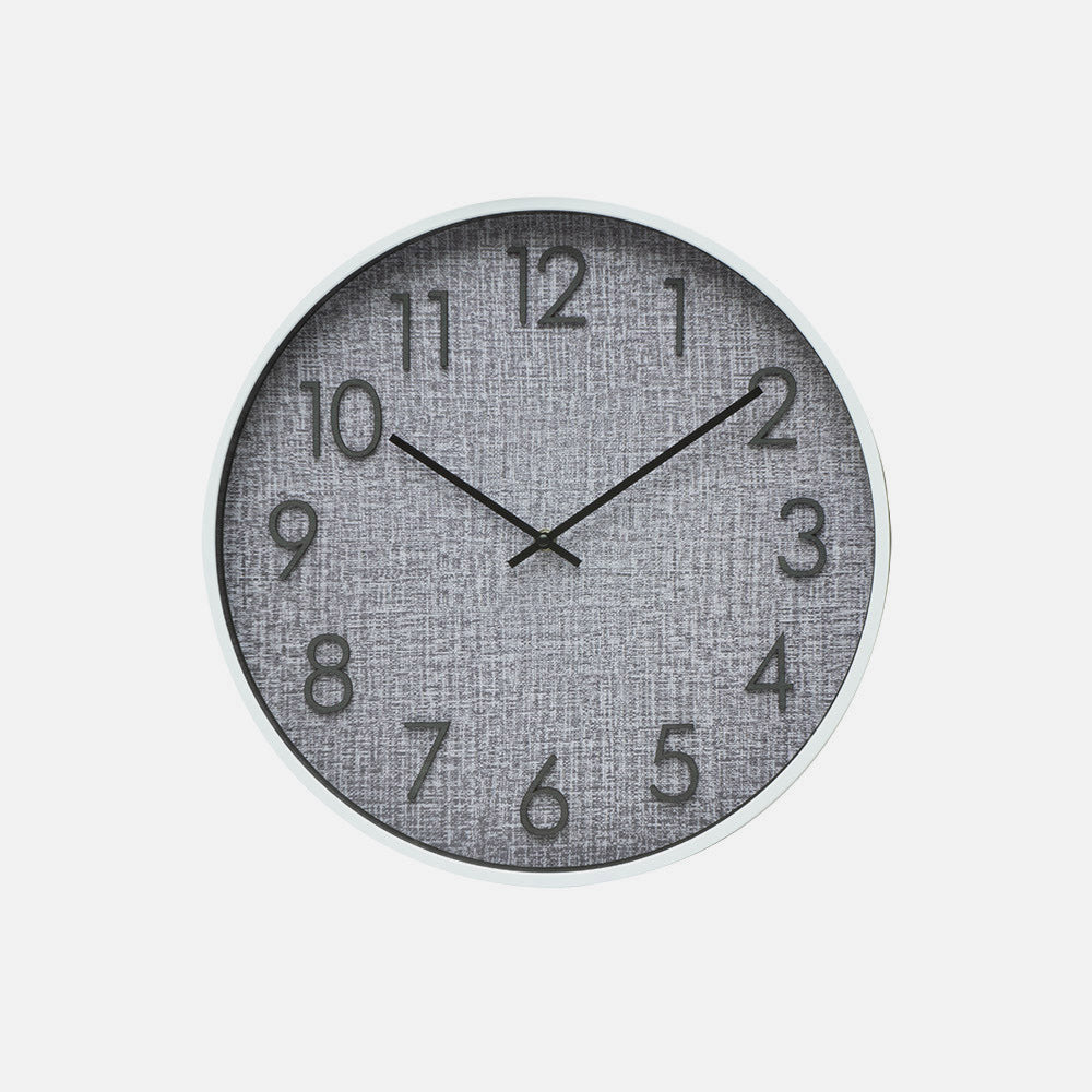 Reloj de pared con movimiento continuo para un ambiente silencioso