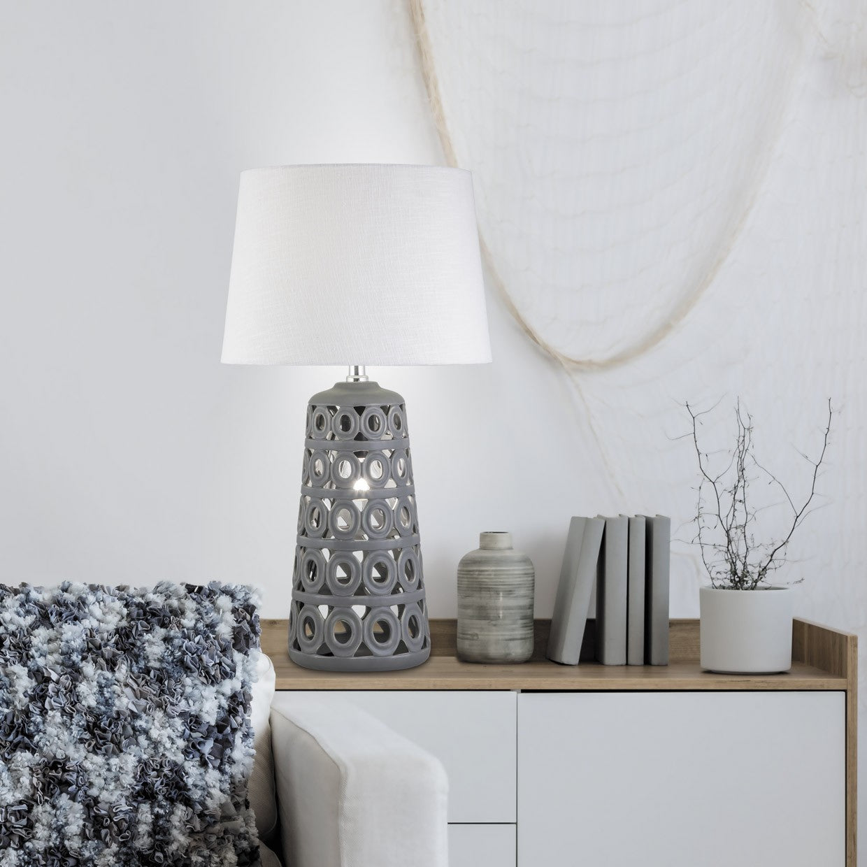 Rinconera Monaco Gris AJP/Alemar (Ref. 60068): Descubre sus dimensiones, diseño elegante y espacio perfecto para tu rincón. LuzGuru.