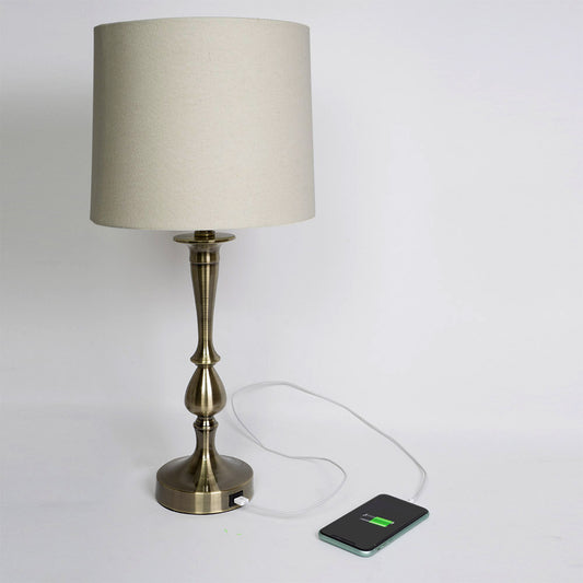 Sobremesa Khalifa fabricada en metal color cuero con pantalla beige