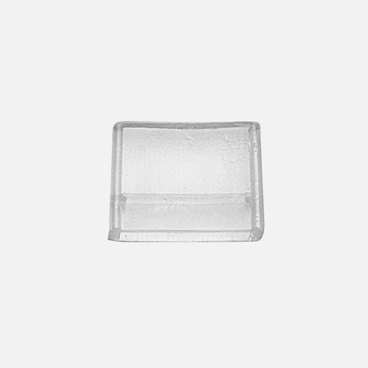 Tapa final fabricada en silicona transparente, ideal para proteger tiras LED Freya de Fabrilamp.