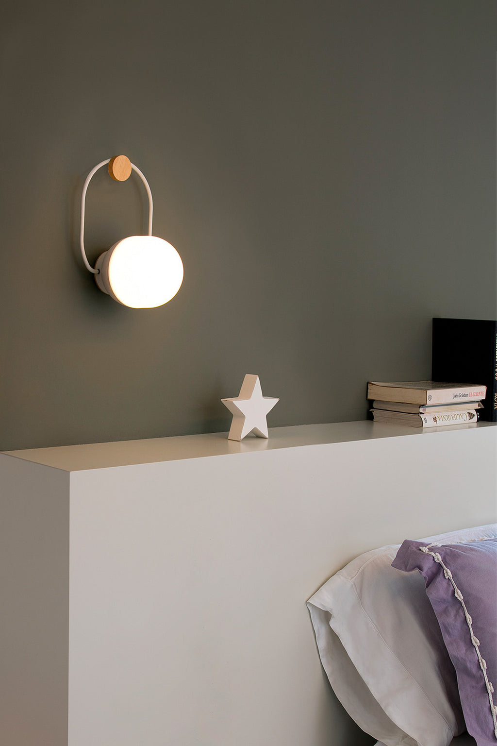 Accesorio TAKE AWAY fabricado en madera de haya color haya