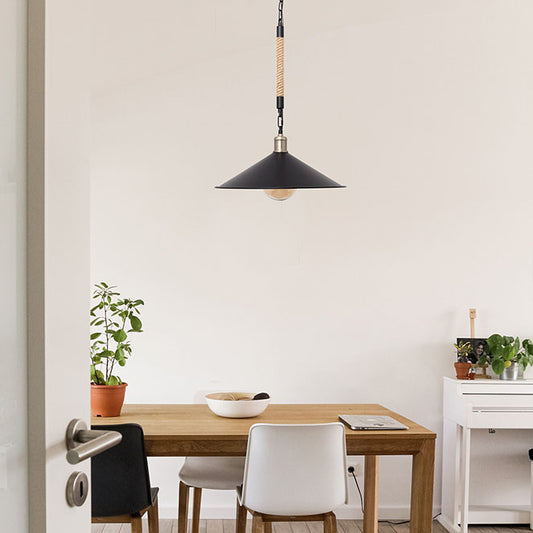 Lámpara Colgante Vintage SOGA 36 cm Negro Interlusa instalada en ambiente decorativo de salón o dormitorio | Interlusa