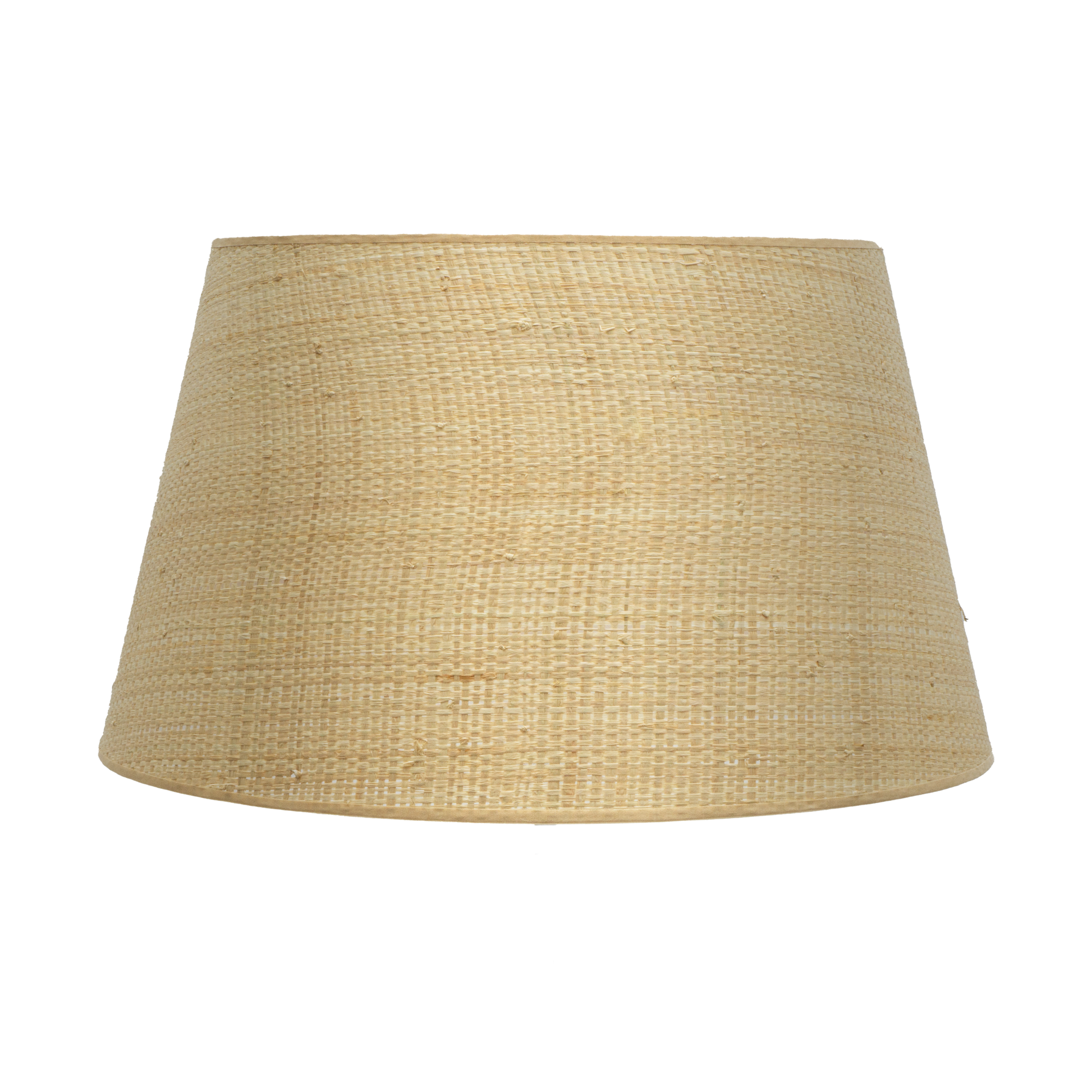 Pantalla Salma fabricada en textil color natural, ideal para iluminar tu hogar