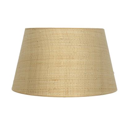 Pantalla Salma fabricada en textil color natural, ideal para iluminar tu hogar