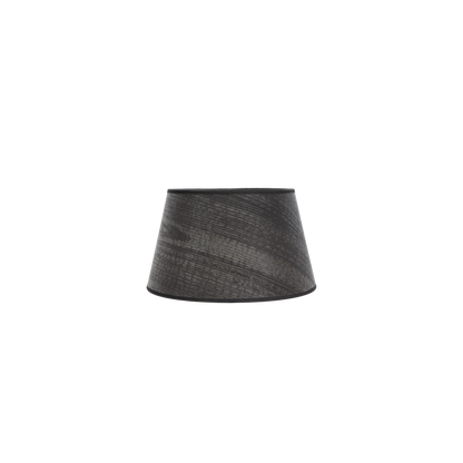 Pantalla Salma fabricada en Textil color Madera Negra, ideal para lámpara de mesa