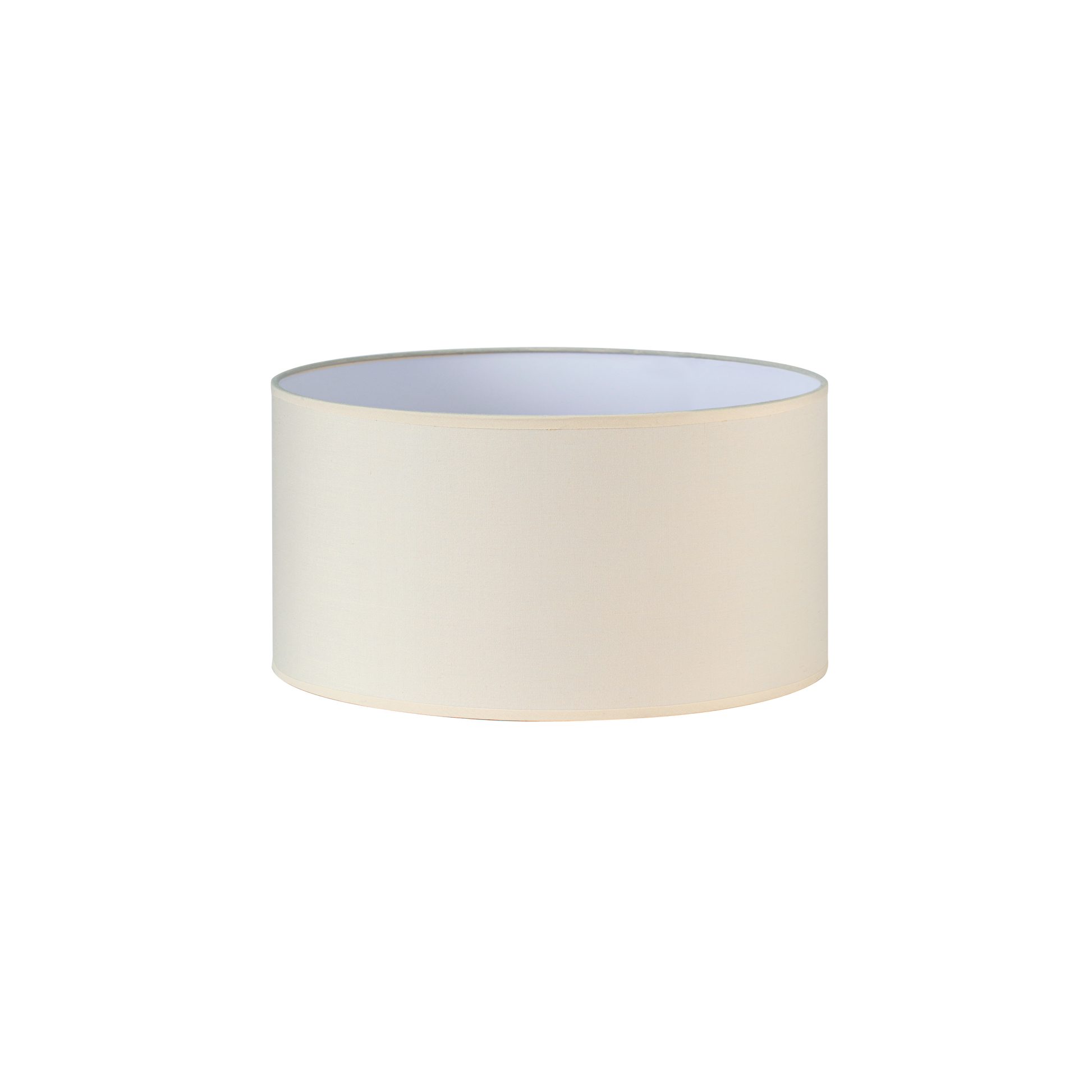 Pantalla Dori fabricada en textil popelín, color beige, ideal para lámpara