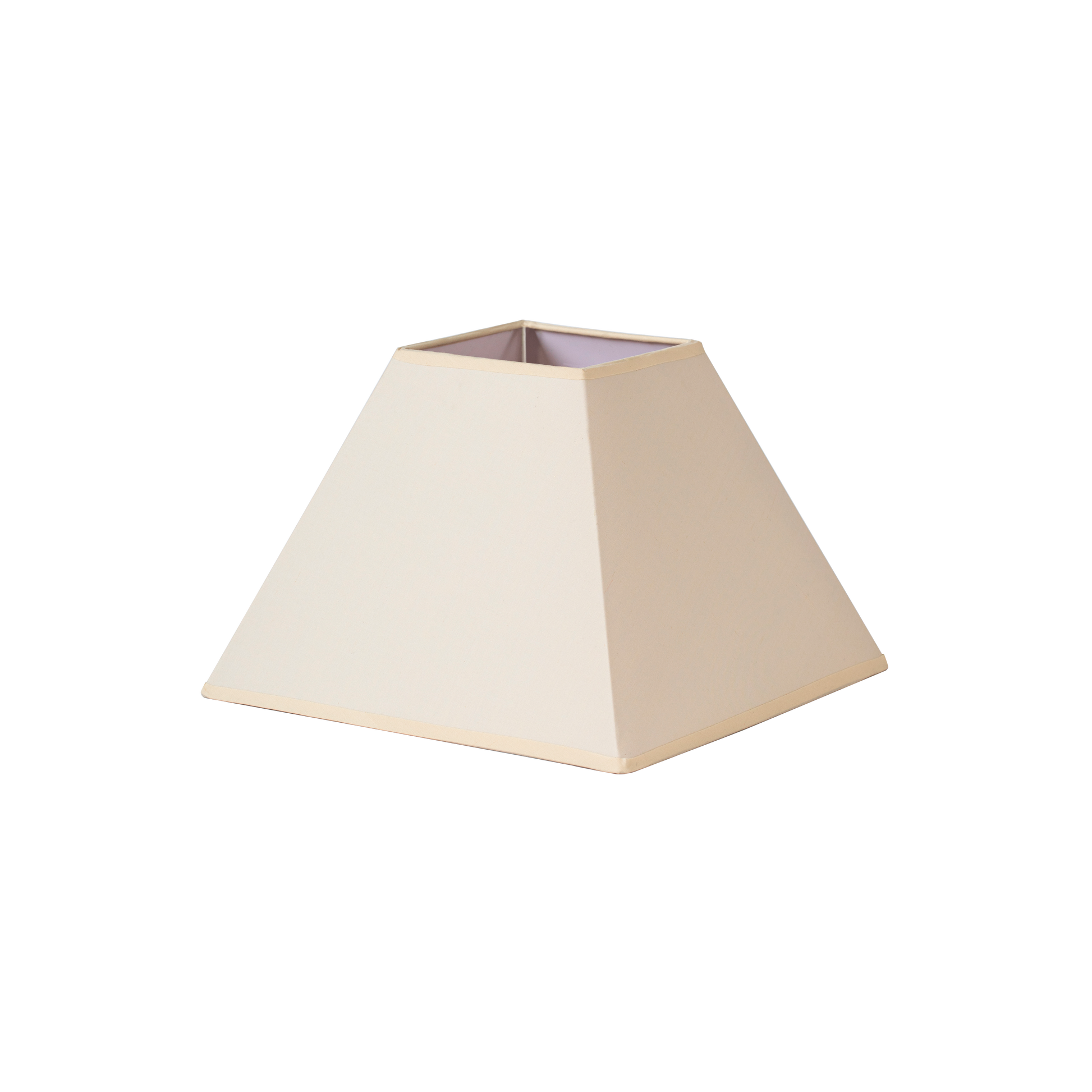 Pantalla Piramidal Mezzo E27 Beige 35x15x25h de Fabrilamp, vista frontal.