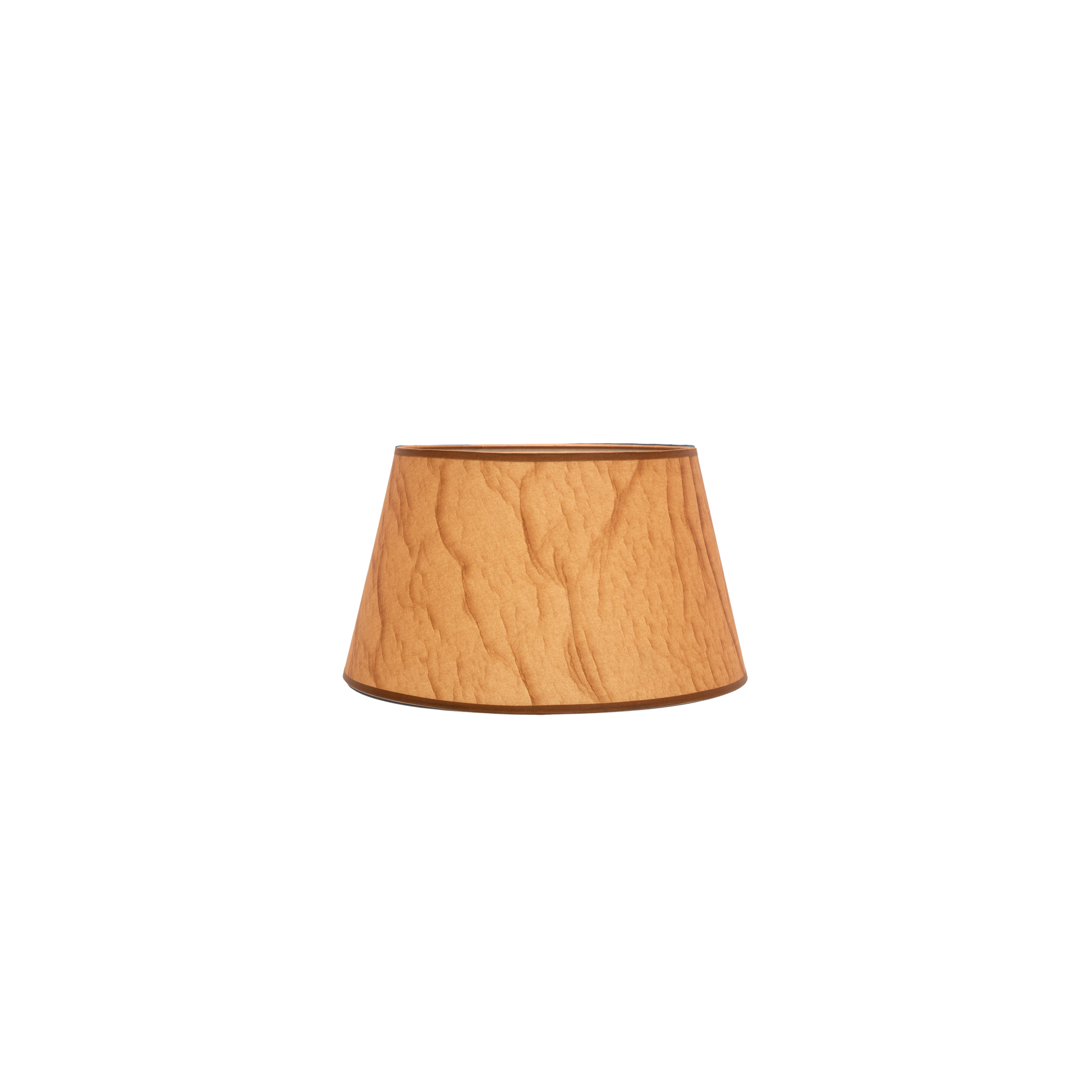 Pantalla Salma fabricada en Textil color Pergamino, ideal para lámparas de mesa
