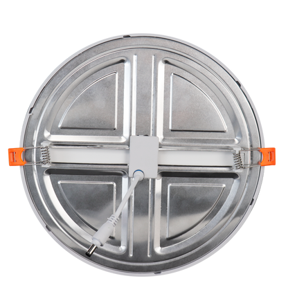 Downlight LED blanco frío Fabrilamp Lejania con luz uniforme